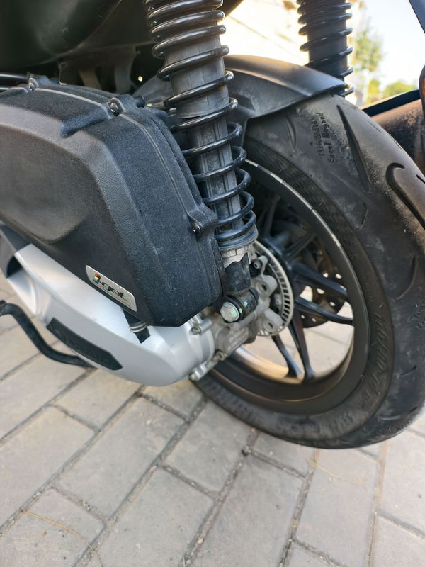 二手比亚乔Medley 150