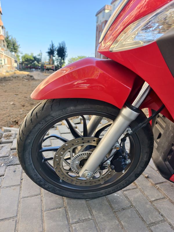 二手比亚乔Medley 150