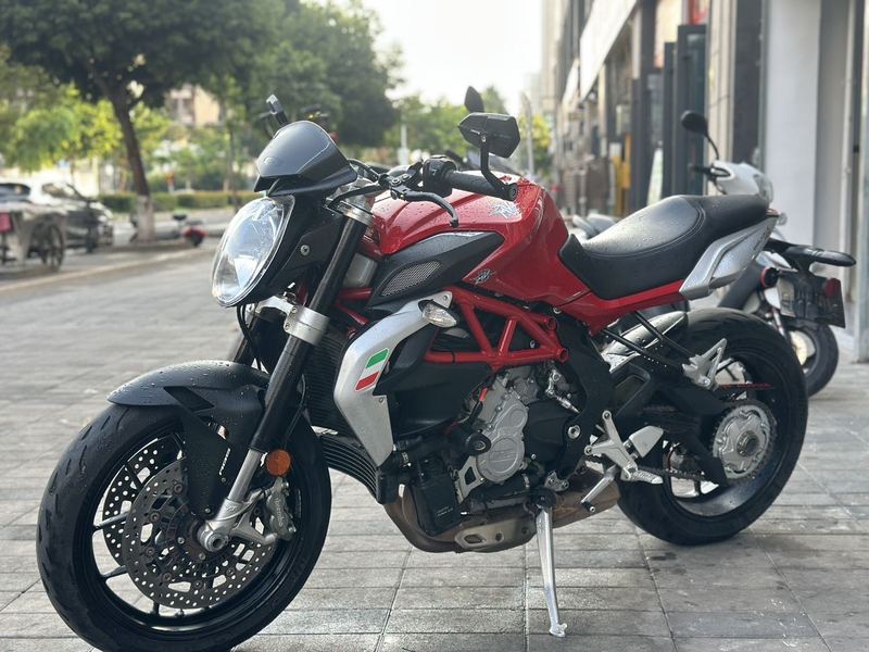 二手奥古斯塔Dragster 800