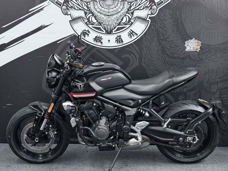 二手凯旋Trident 660