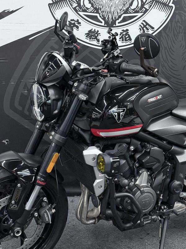 二手凯旋Trident 660