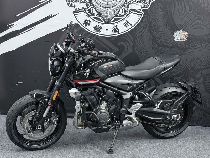 二手凯旋Trident 660