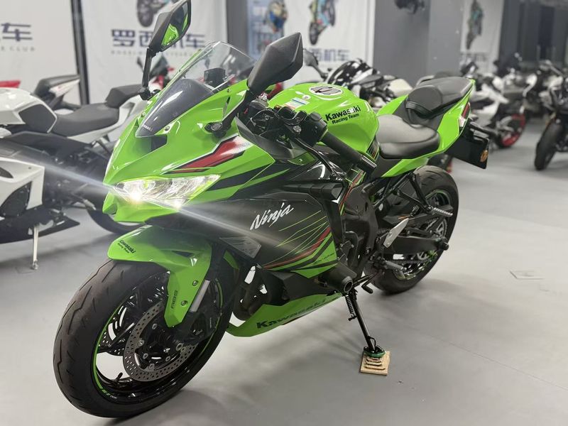 二手川崎ZX-4R