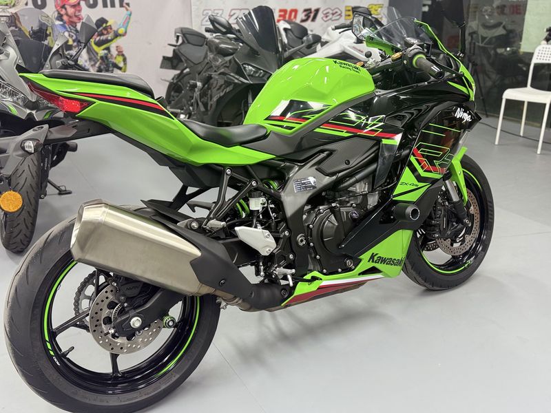 二手川崎ZX-4R
