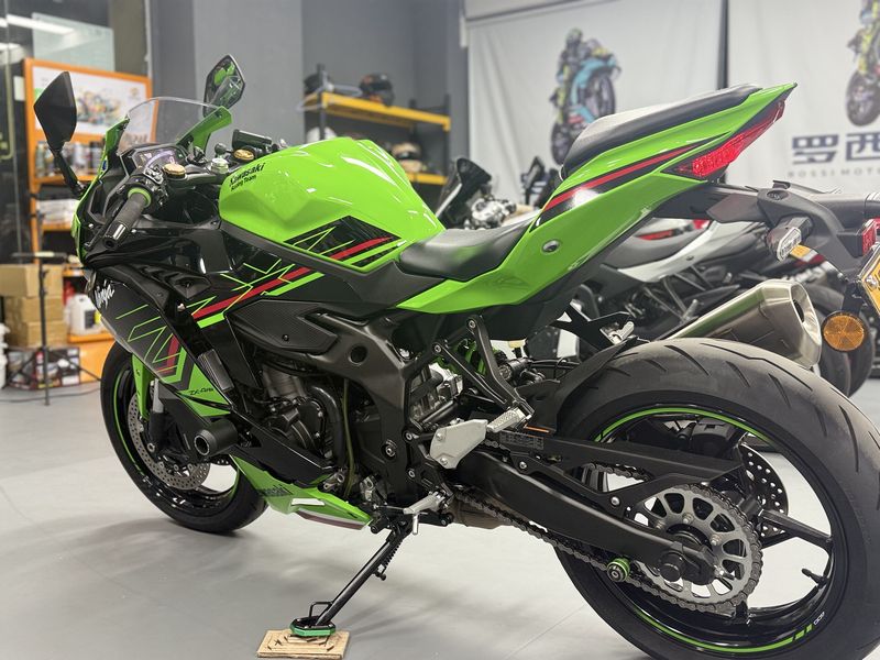 二手川崎ZX-4R