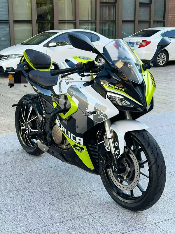 二手QJMOTOR赛250