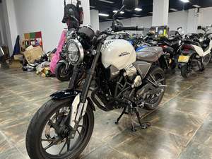 二手五羊本田鸷道 CB190SS