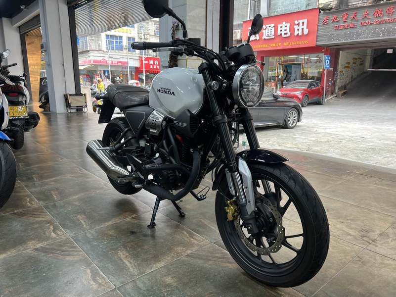 二手五羊本田鸷道 CB190SS