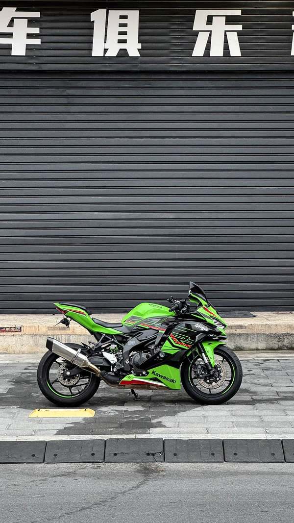 二手川崎ZX-4R