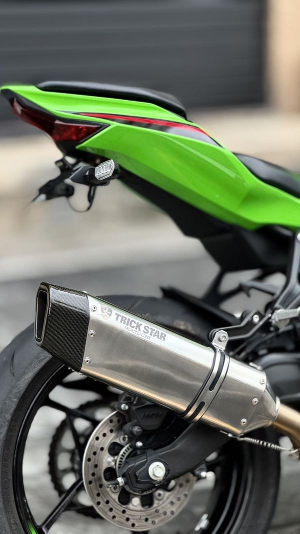 二手川崎ZX-4R