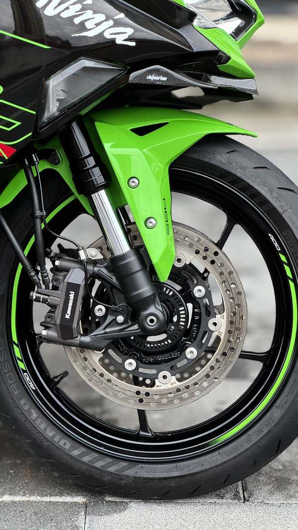 二手川崎ZX-4R