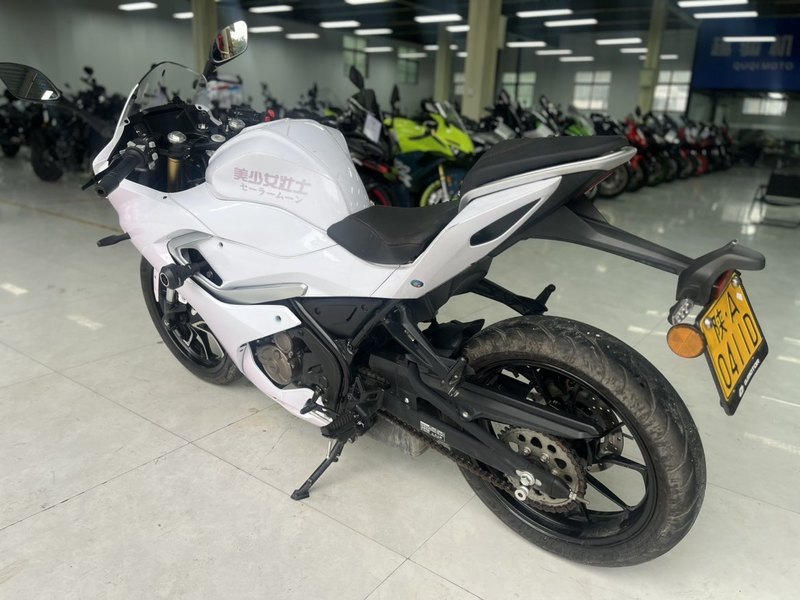 二手QJMOTOR赛250