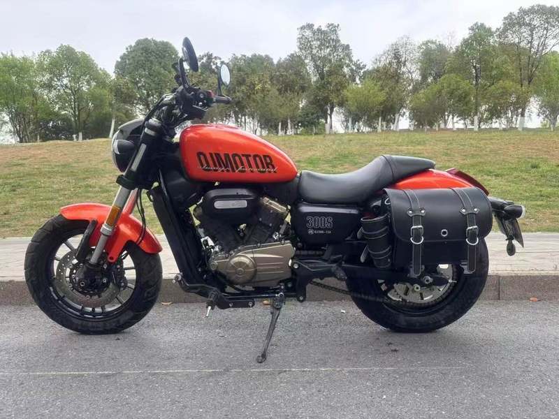 二手QJMOTOR闪300