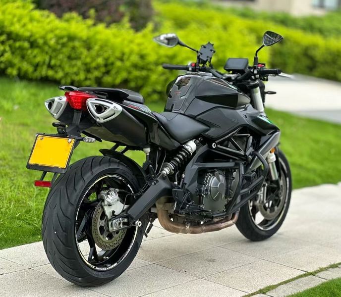 二手贝纳利TNT600i