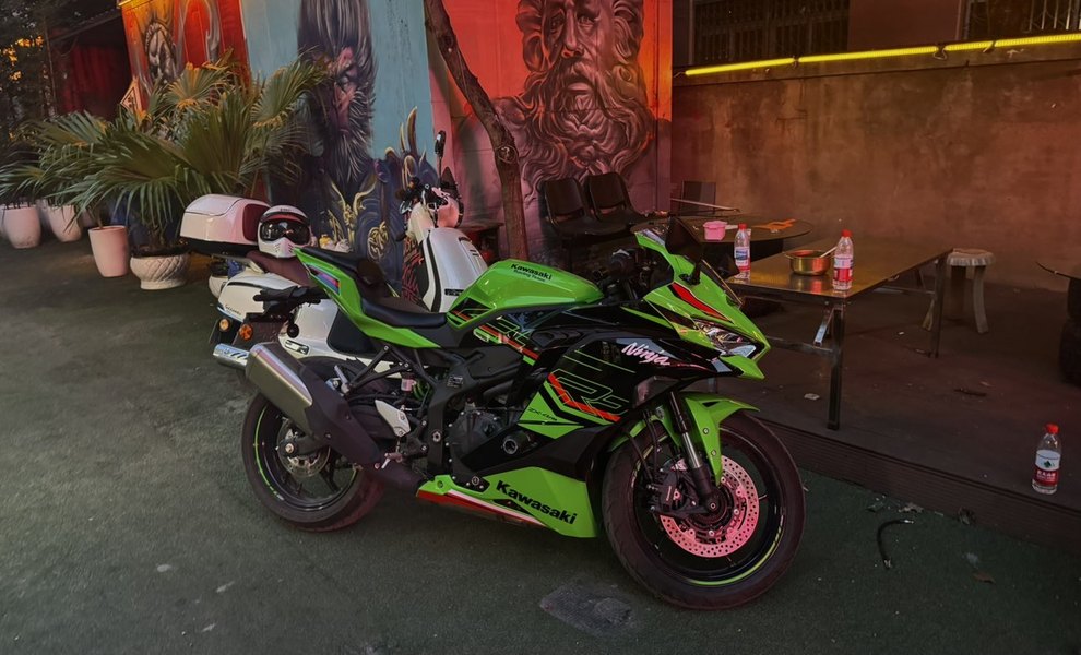二手川崎ZX-4R