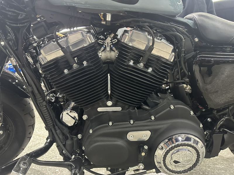 二手哈雷戴维森硬汉 lron 1200