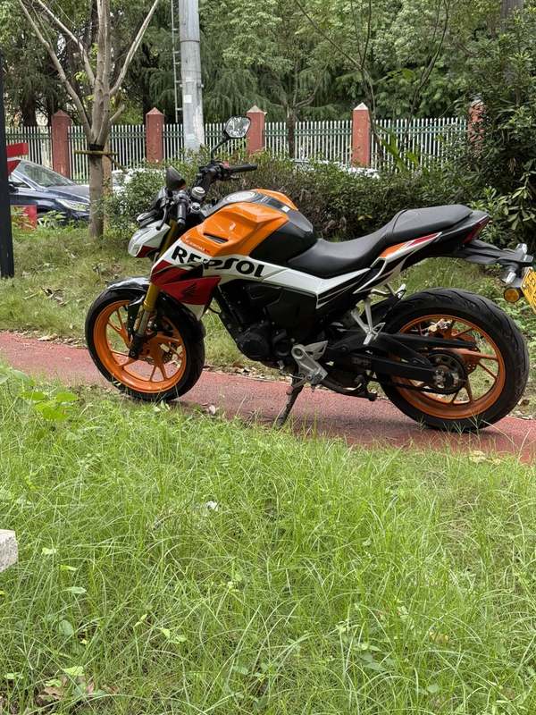 二手五羊本田CB190R 暴锋眼