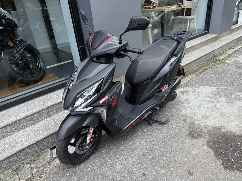 二手新大洲本田裂行 RX125Fi