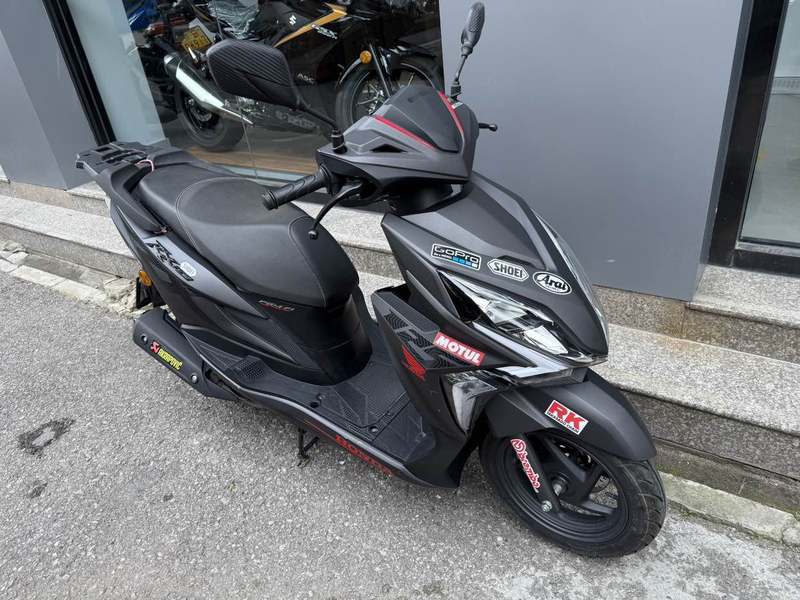 二手新大洲本田裂行 RX125Fi