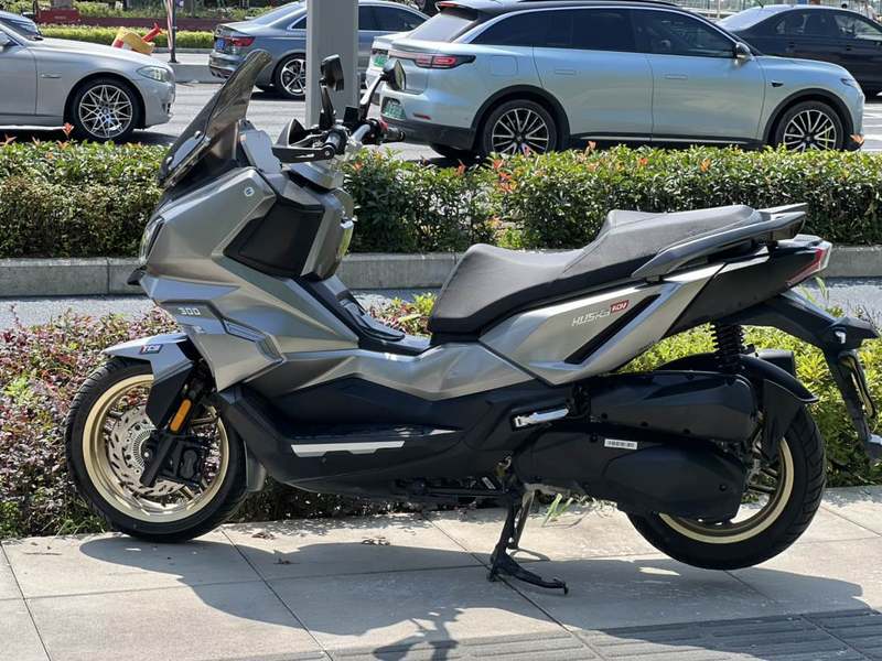 二手三阳哈士奇 Husky ADV300