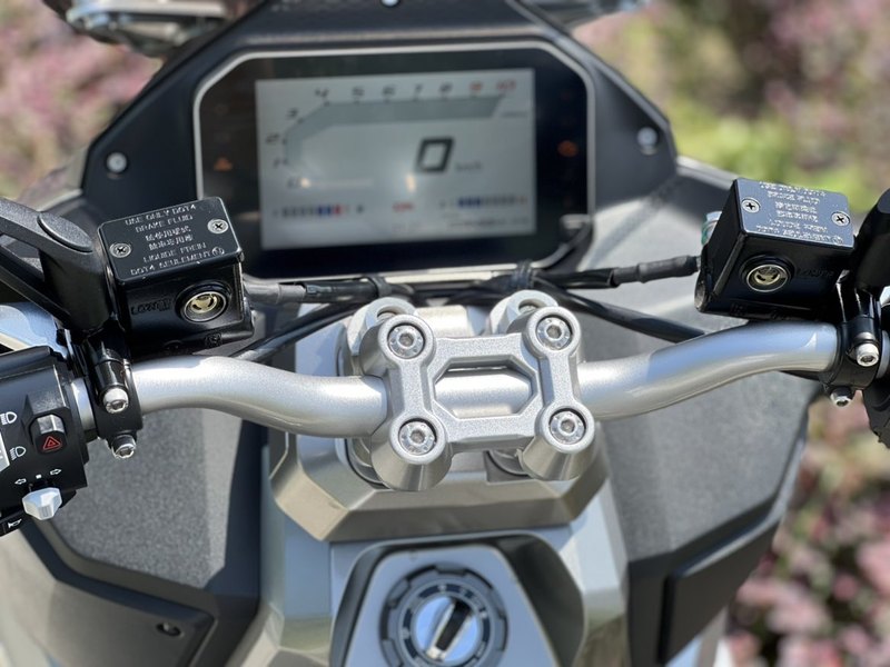 二手三阳哈士奇 Husky ADV300