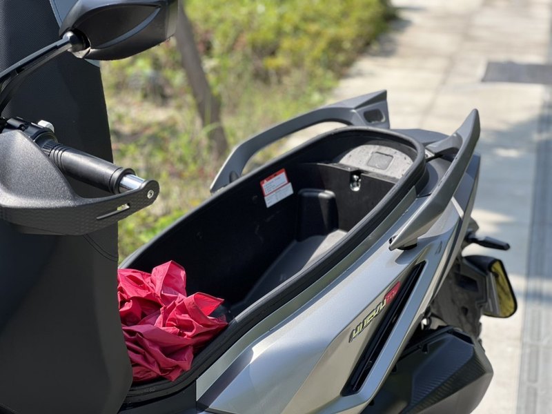 二手三阳哈士奇 Husky ADV300