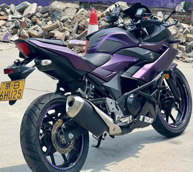 二手豪爵铃木GSX250R