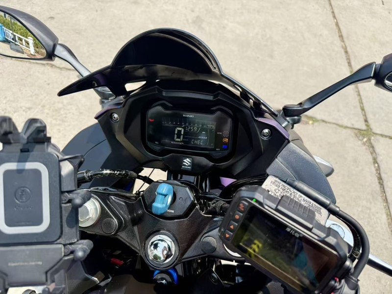 二手豪爵铃木GSX250R