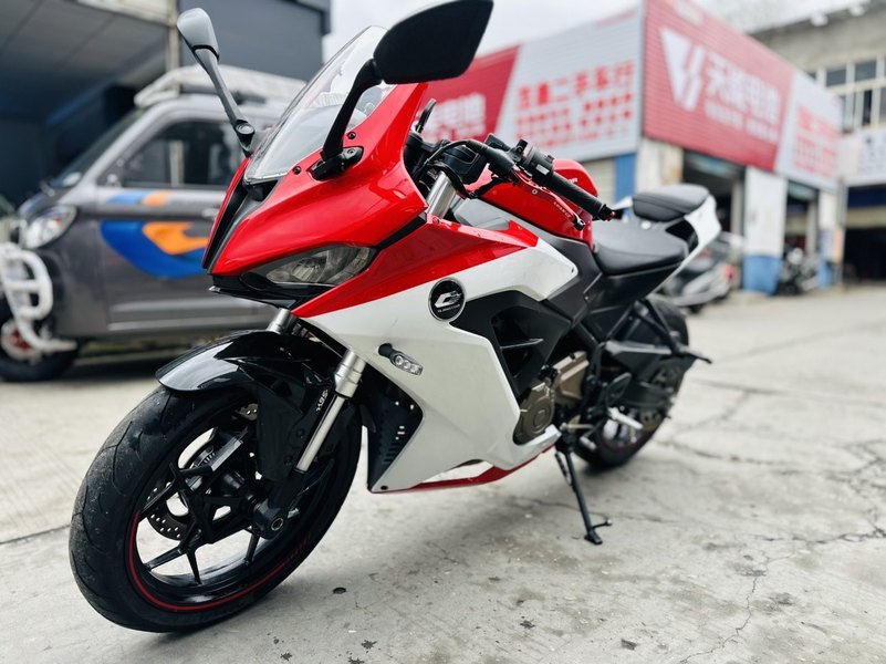 二手QJMOTOR赛250