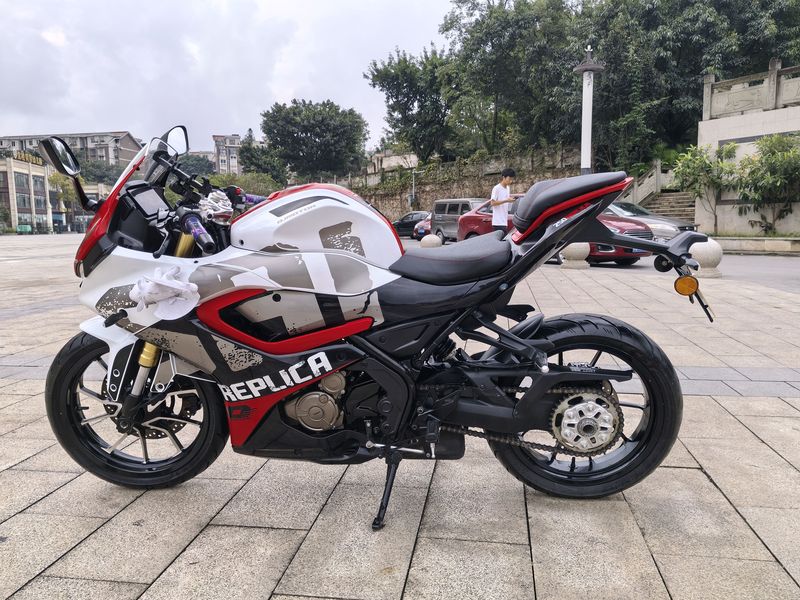 二手QJMOTOR赛250