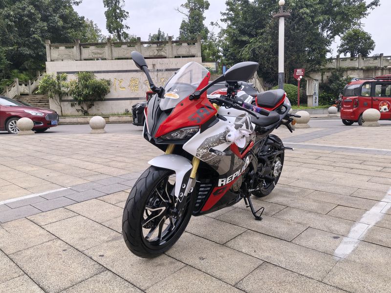 二手QJMOTOR赛250