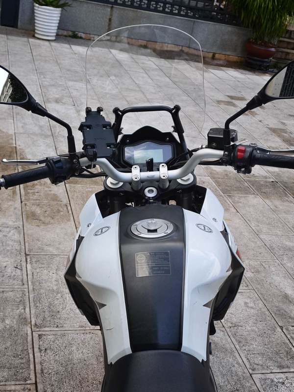 二手贝纳利金鹏 TRK251