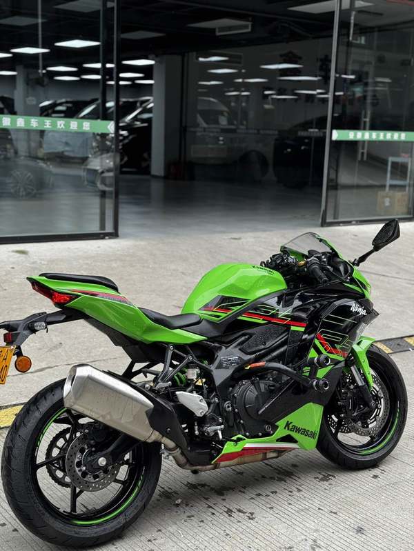 二手川崎ZX-4R