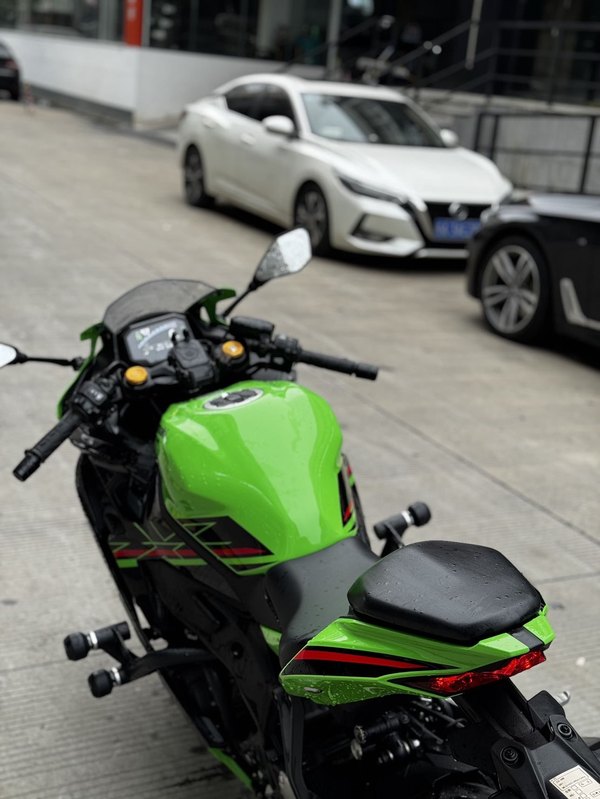 二手川崎ZX-4R