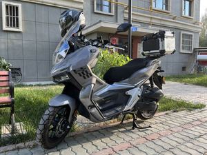 二手布雷斯通极宙 ADV150