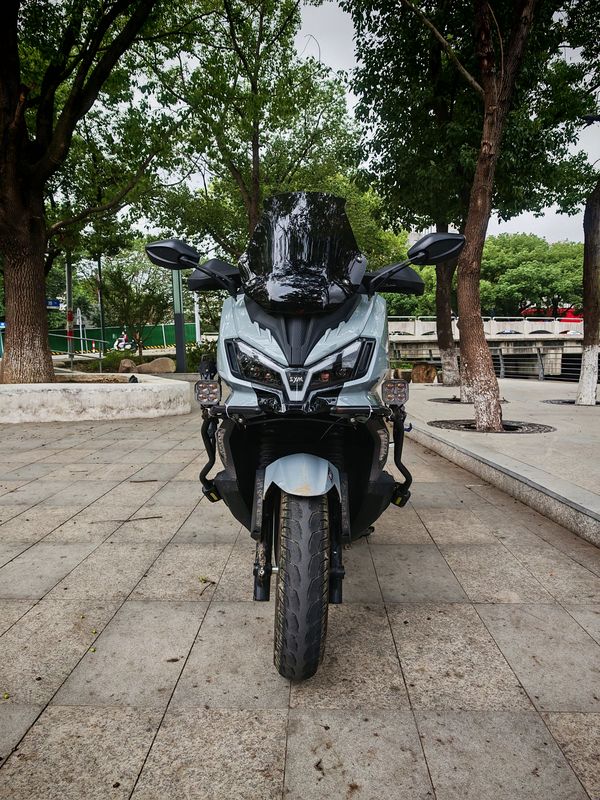 二手三阳哈士奇 Husky ADV300