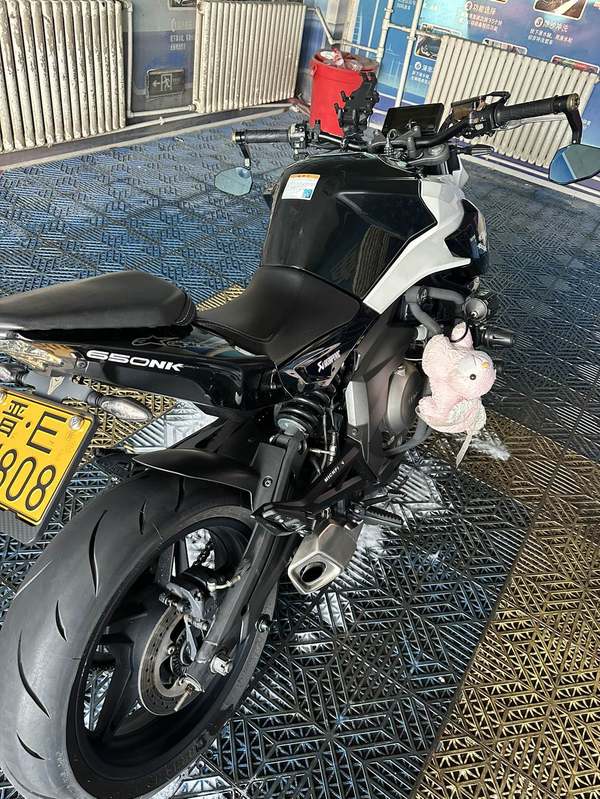 二手春风650NK