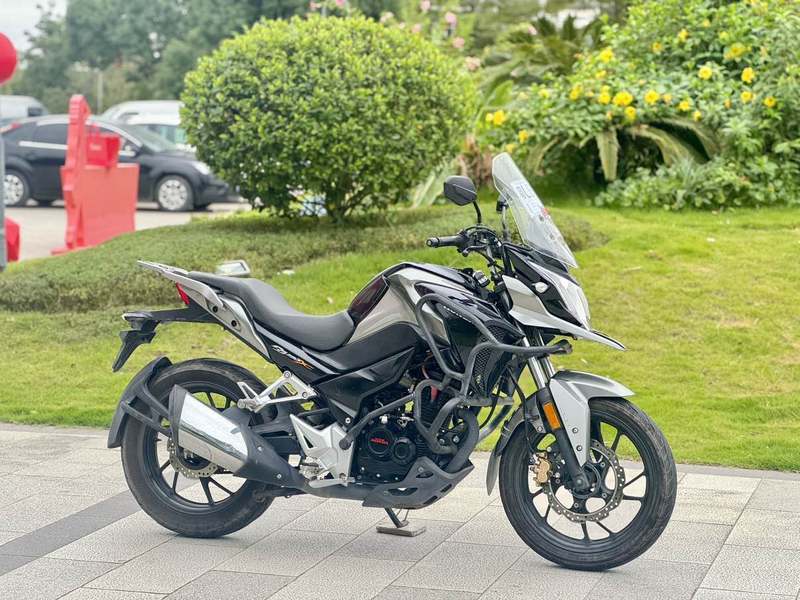 二手五羊本田猛鸷 CB190X