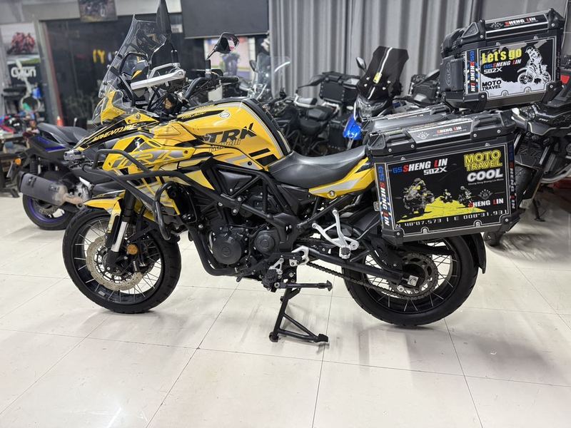 二手贝纳利金鹏 TRK502