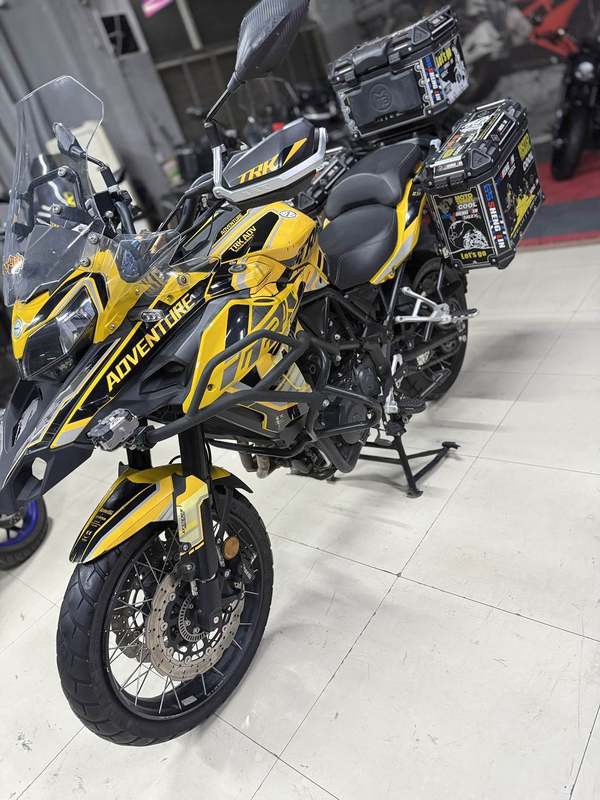 二手贝纳利金鹏 TRK502