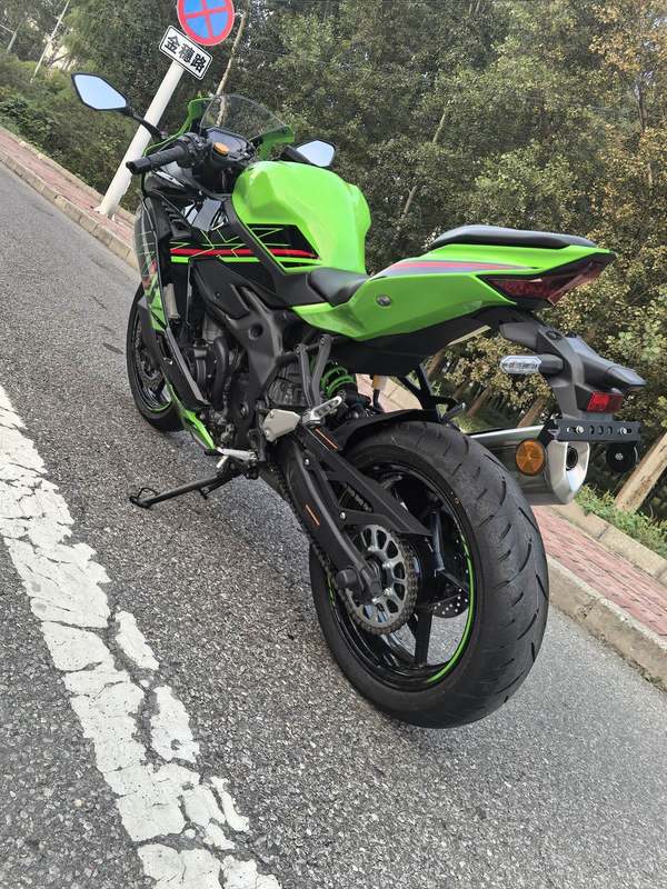 二手川崎ZX-4R