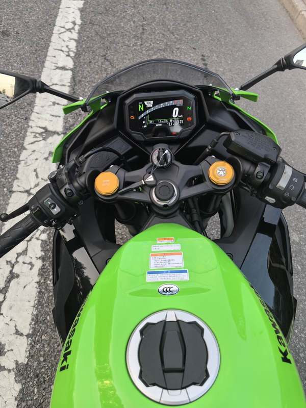 二手川崎ZX-4R