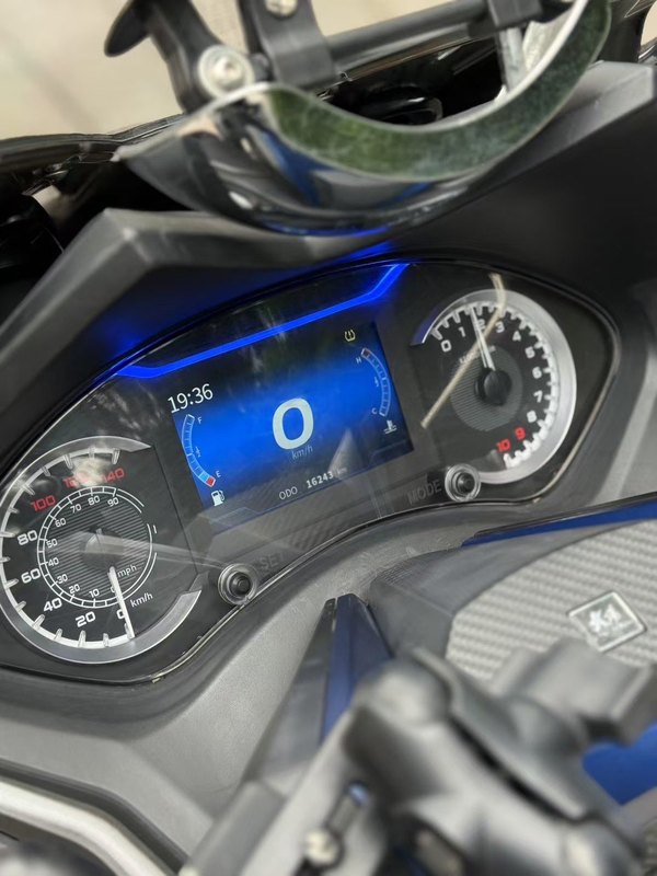 二手大阳V锐 300T