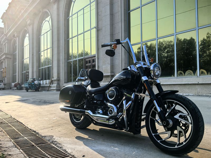 二手哈雷戴维森凌动滑翔 Sport Glide