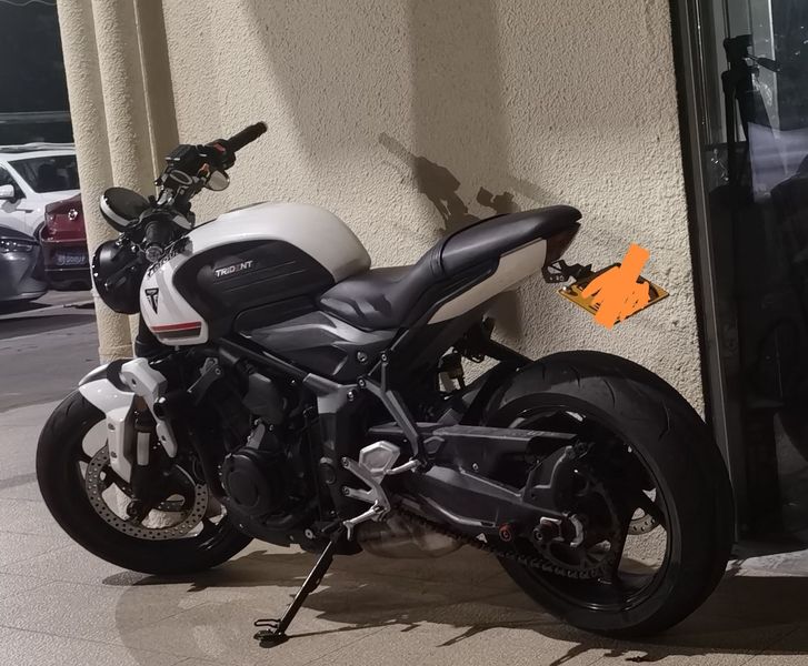 二手凯旋Trident 660