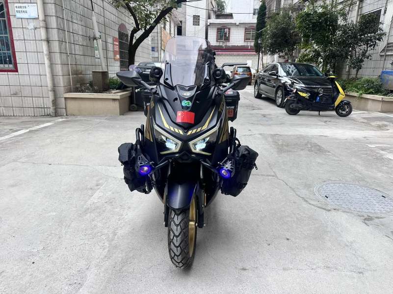 二手望雅猛士四代