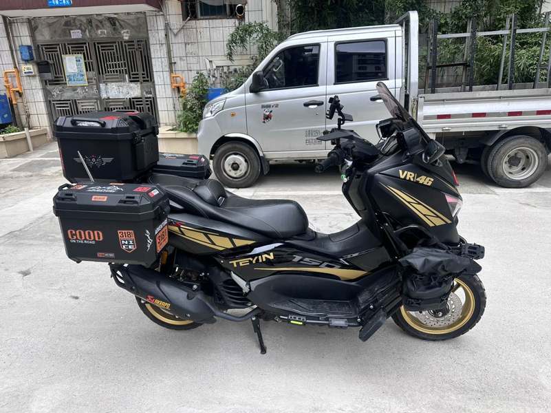 二手望雅猛士四代