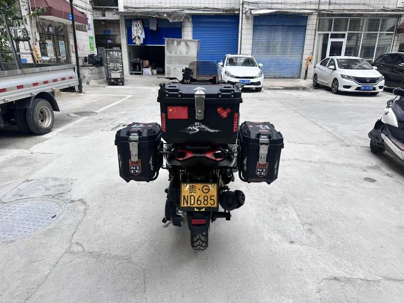 二手望雅猛士四代