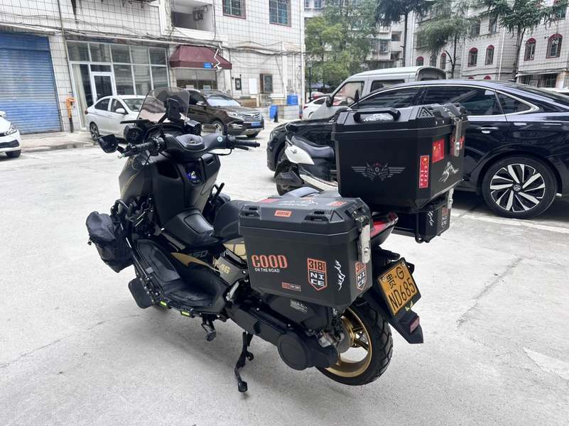 二手望雅猛士四代