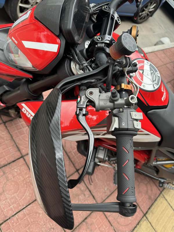 二手杜卡迪Hypermotard 950